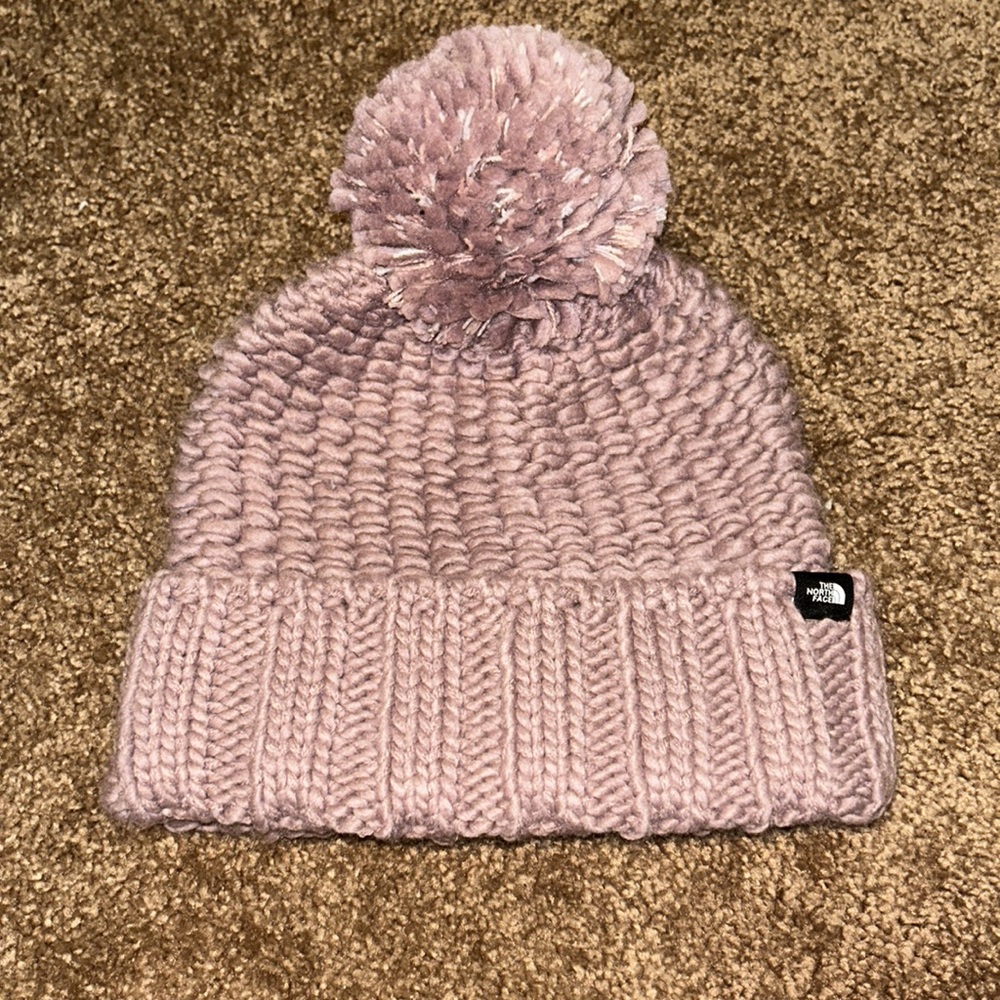 North face hat 🙂
